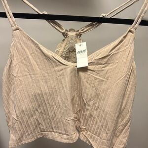 Aerie top